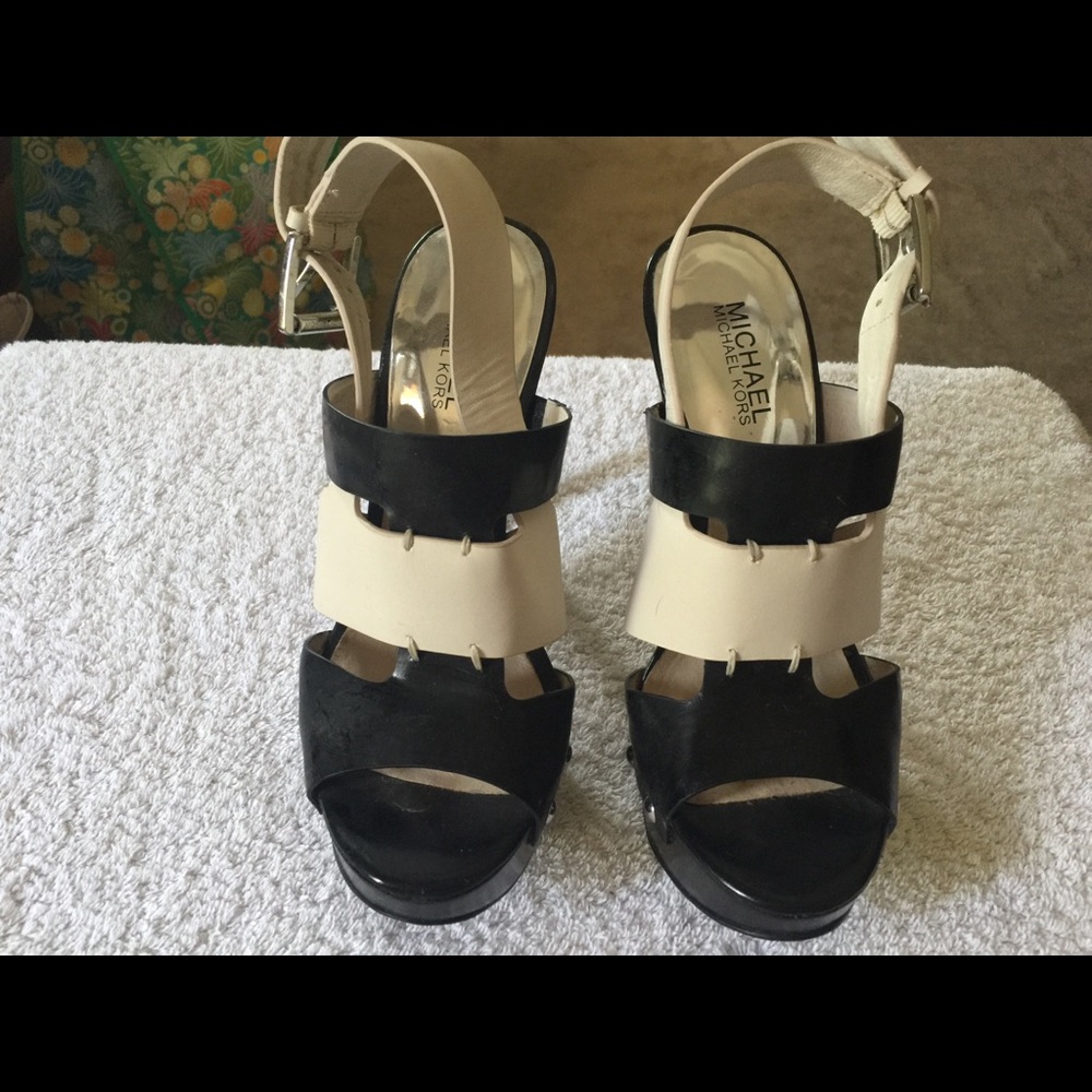 Bone and white Michael Kor Platform